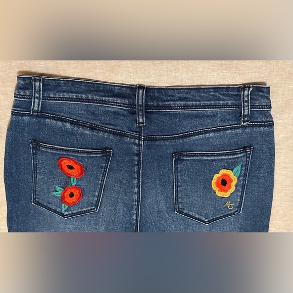 Like New! ModCloth Retro High Rise Flare Jeans with Embroidered Flowers. Size M. - Picture 8 of 12